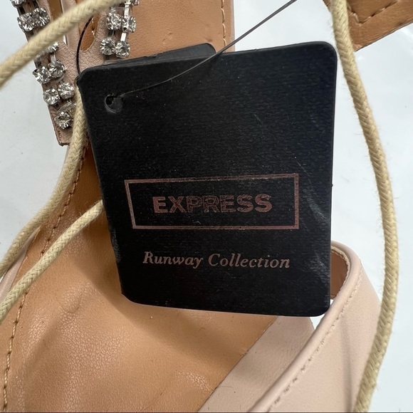 NWT Express Tan Rhinestone Embellished Ankle Strap Heeled Sandals Size 9 Women’s - Picture 13 of 13